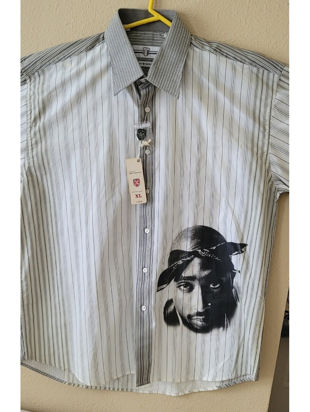 Vintage Button Up Shirt Tupac Image VERY RARE. New With Tags. Sized XL Bare Fox